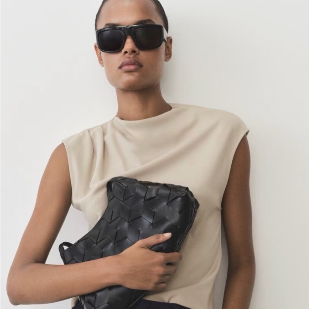 Mango Neutral Drawstring Set - Picture 6 of 6
